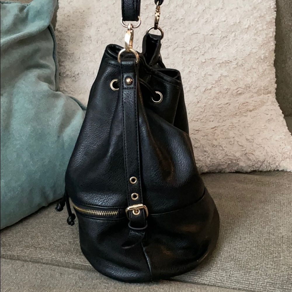 Black drawstring hobo bag - Picture 4 of 5
